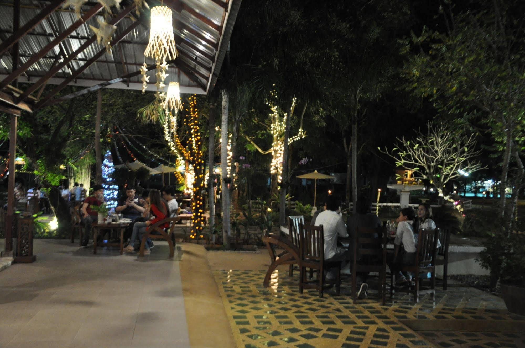 Siam Villa Sukhothai Bagian luar foto