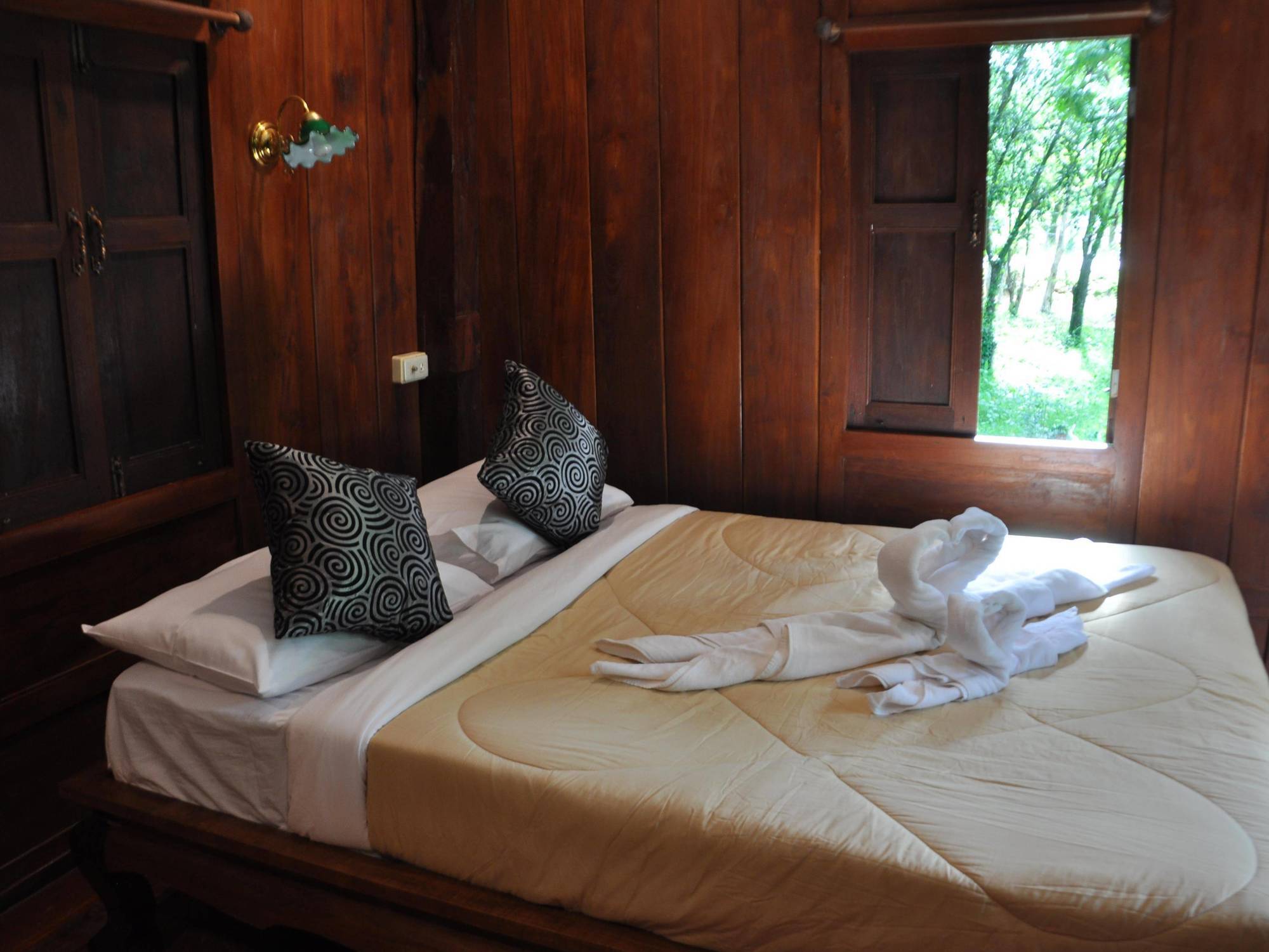 Siam Villa Sukhothai Bagian luar foto