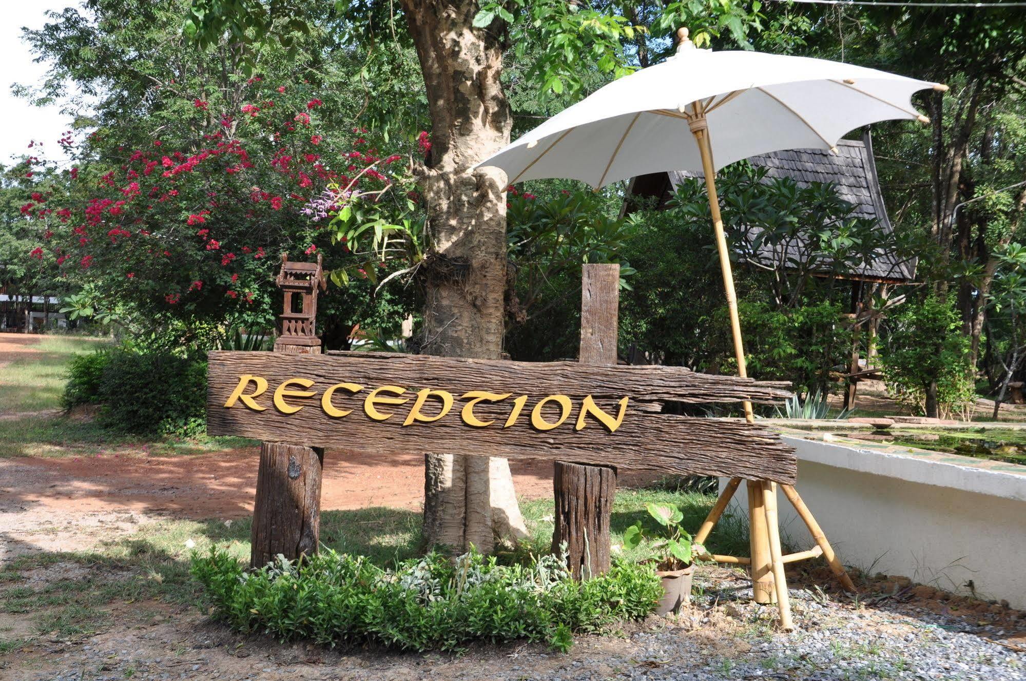 Siam Villa Sukhothai Bagian luar foto